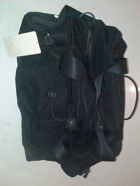 NWT lululemon athletica Black Men's Duffel Workout Bag